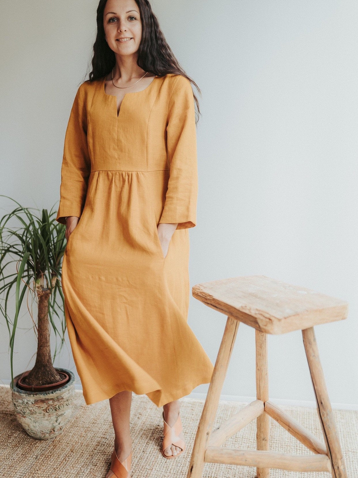 midi linen dress with sleeves