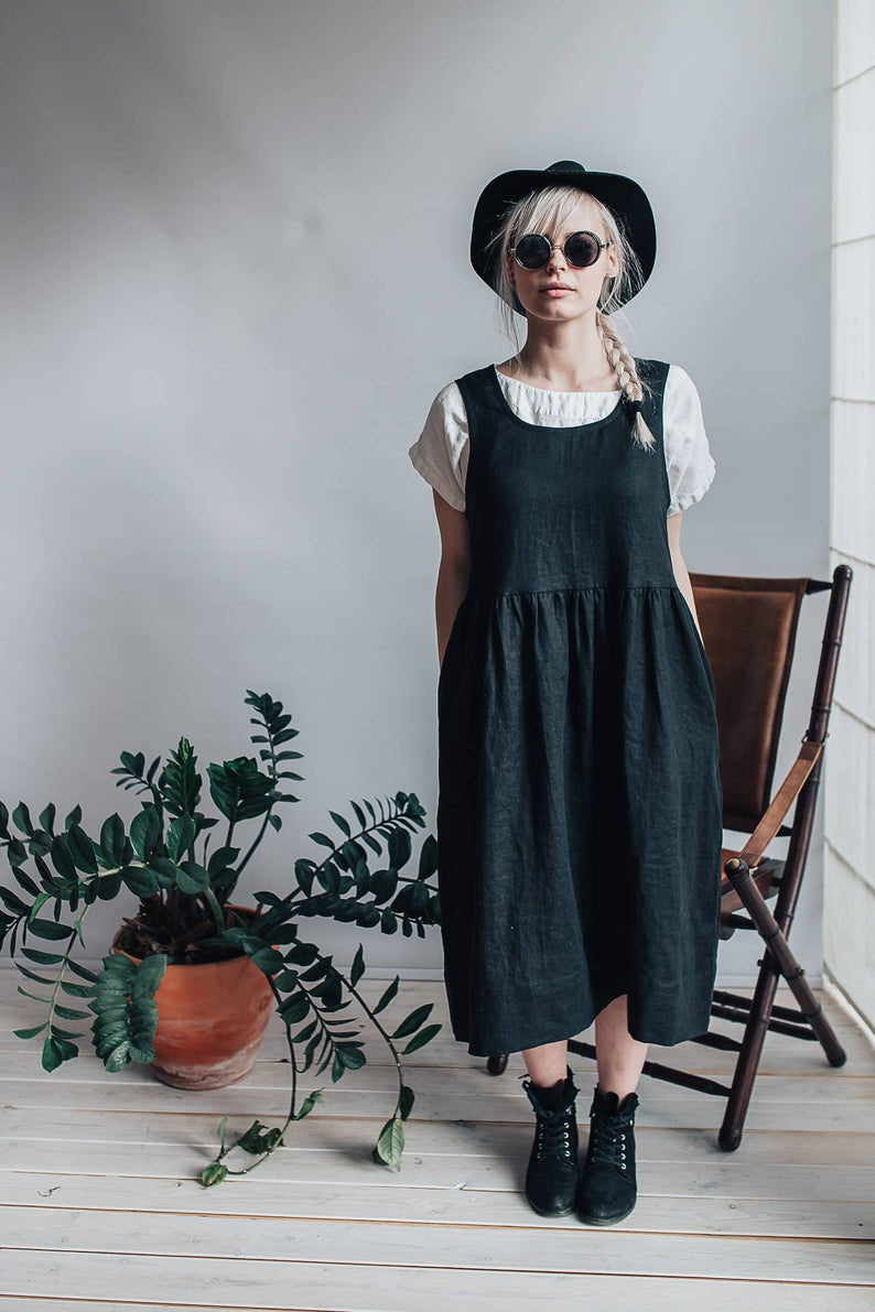 black pinafore dress size 20