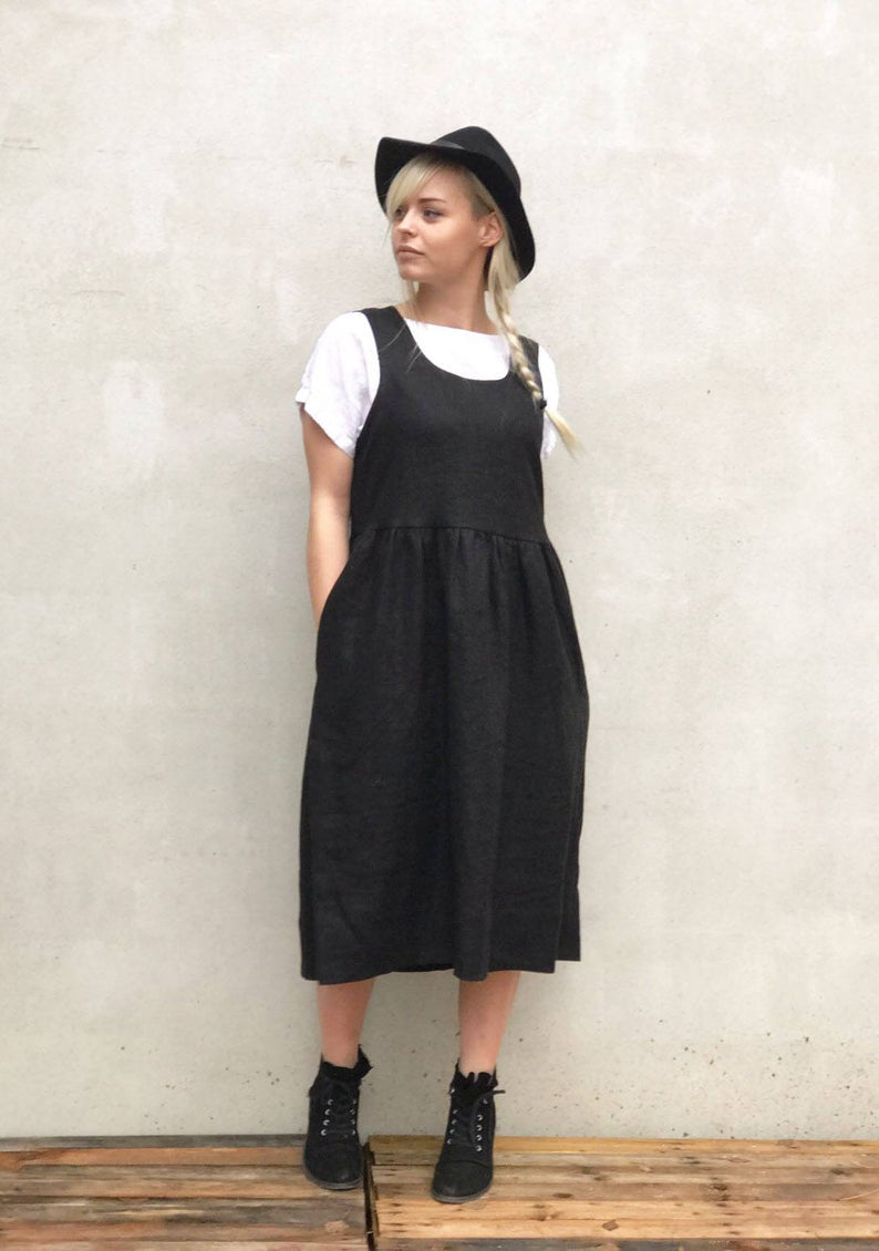 black pinafore dress size 20