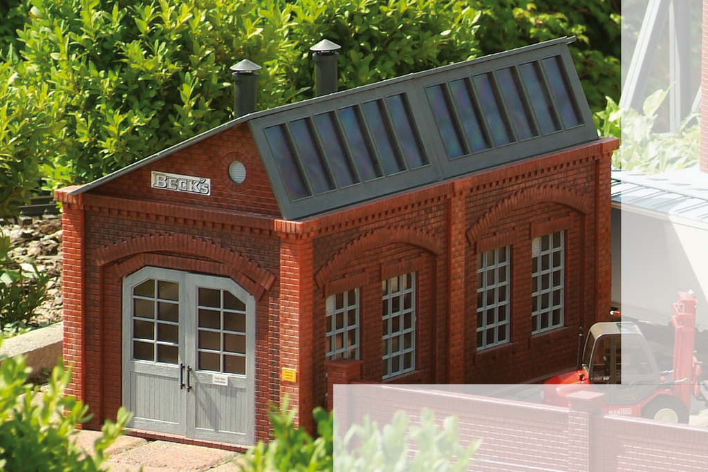 g scale model buildings