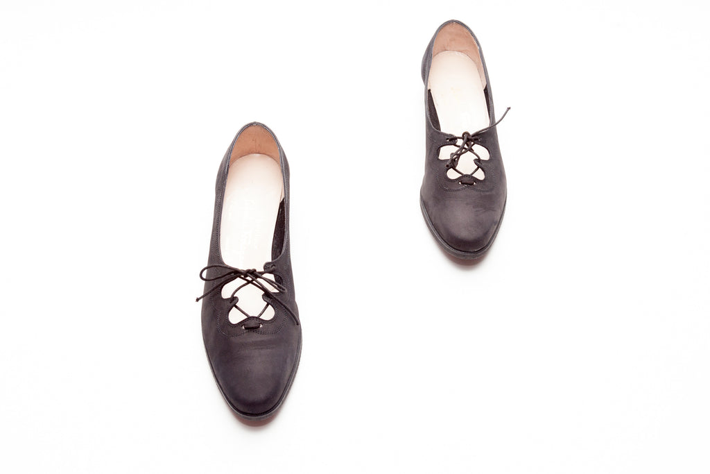 Salvatore Ferragamo Vintage Lace up Flats | Eklektikos The Shoe Archives