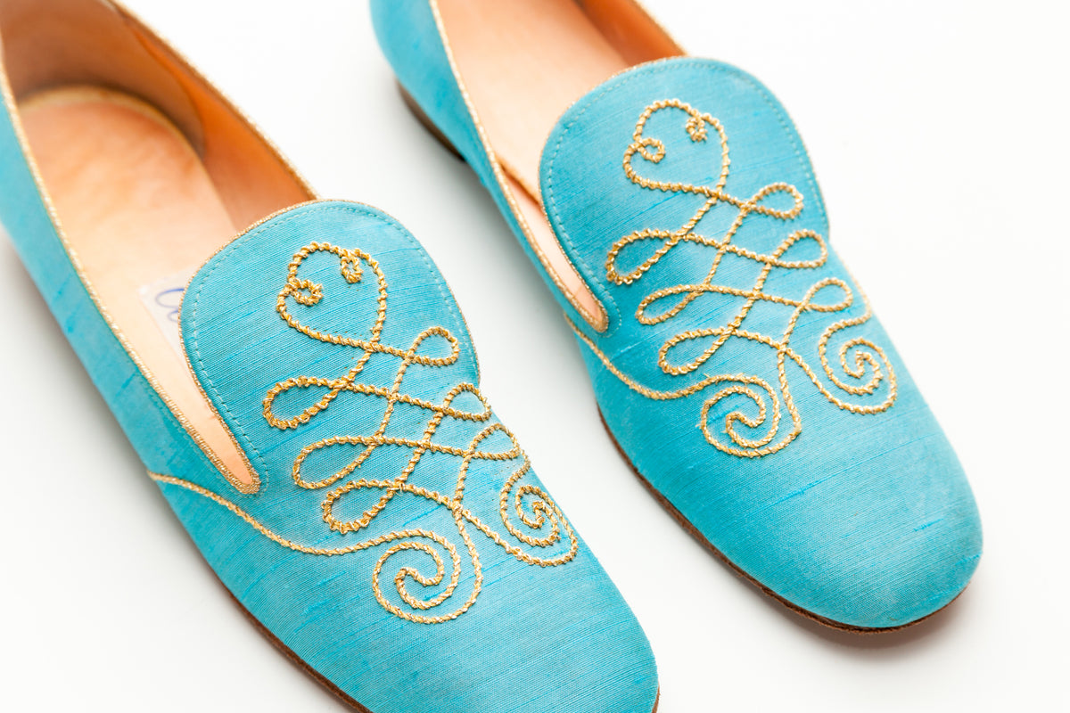 Vintage silk embroidered slippers | Eklektikos The Shoe Archives