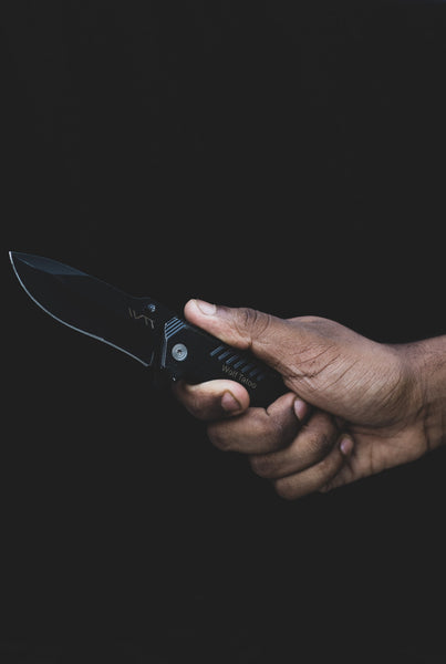 How to Use a Knife for Self Defense - knife grip