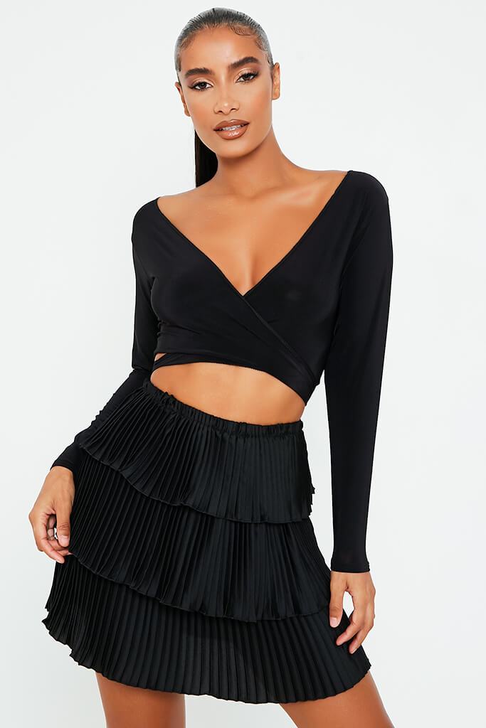 Black Plisse Tiered Mini Skirt | Skirts | Mini skirt | I SAW IT FIRST