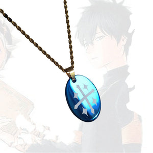 916 Large Black Clover Necklace 2.78gm