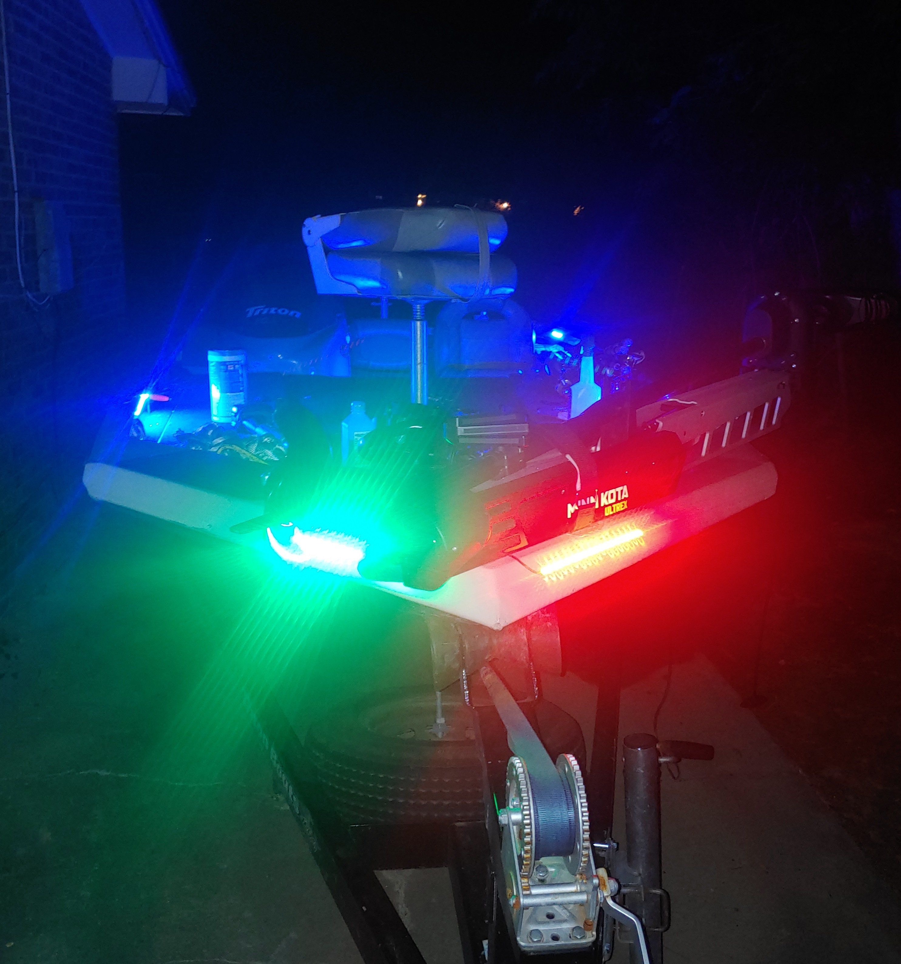 bow lights for bass boat