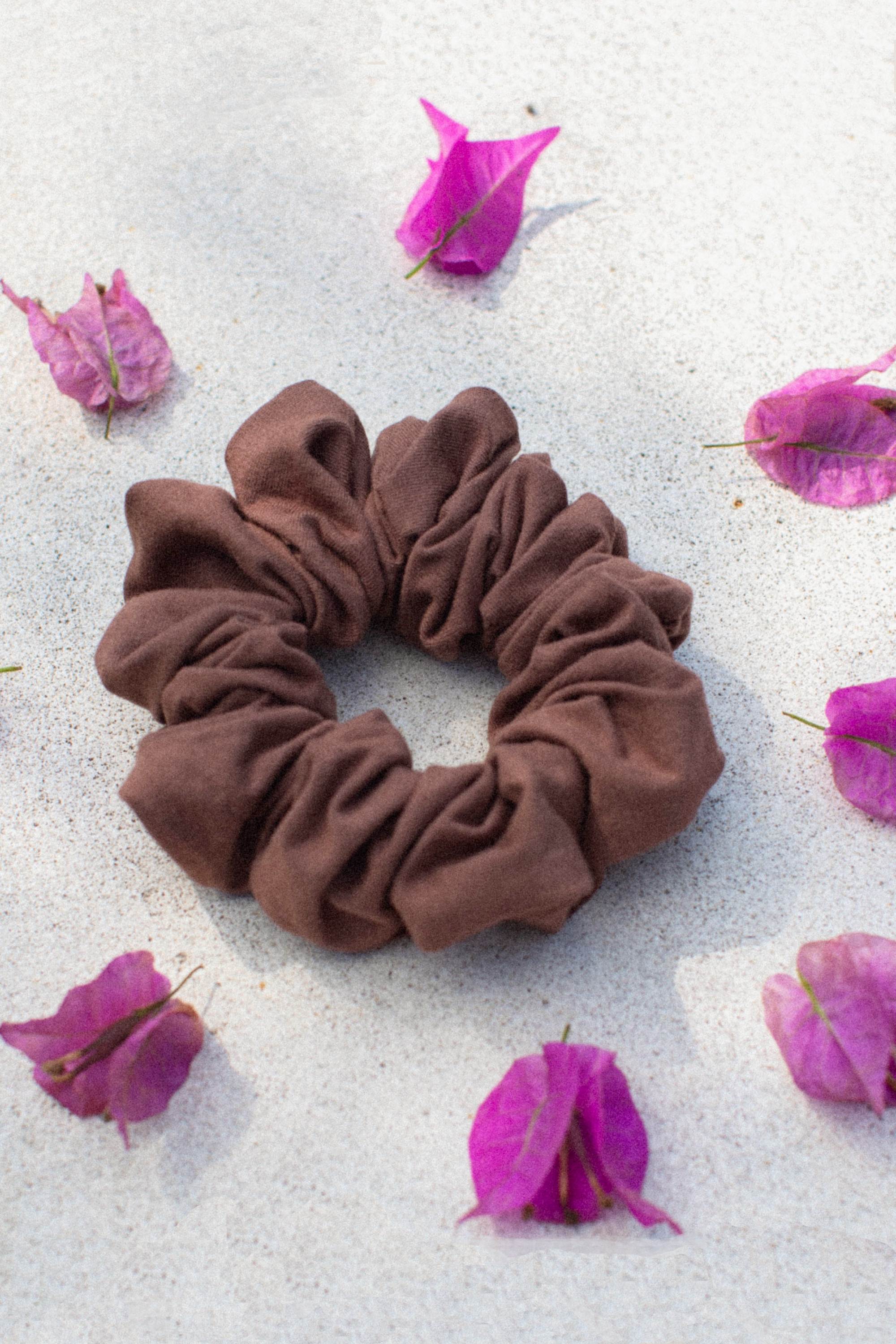 Layla Scrunchie Chocolate