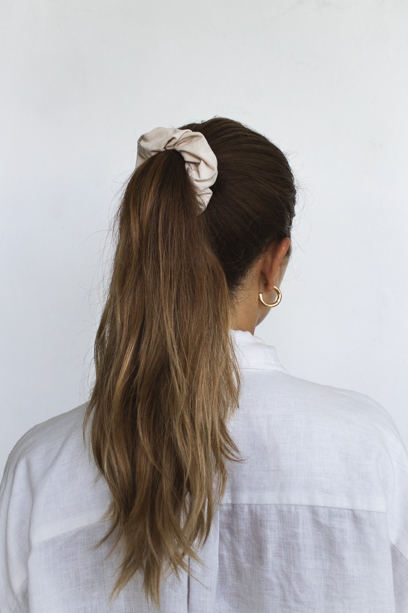 Layla Scrunchie Pearl