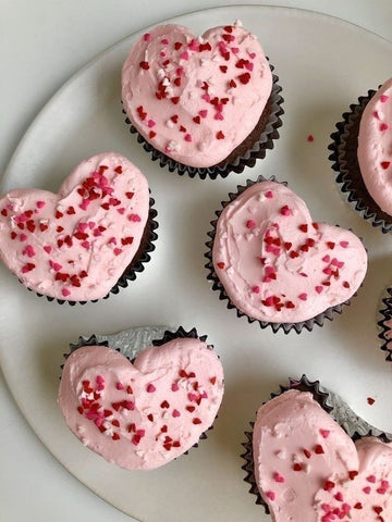 heart shaped cup cakes