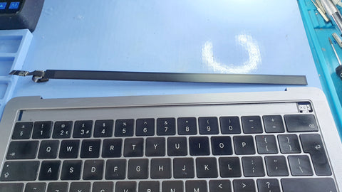 MacBook Pro A1989 TouchBar Replacement