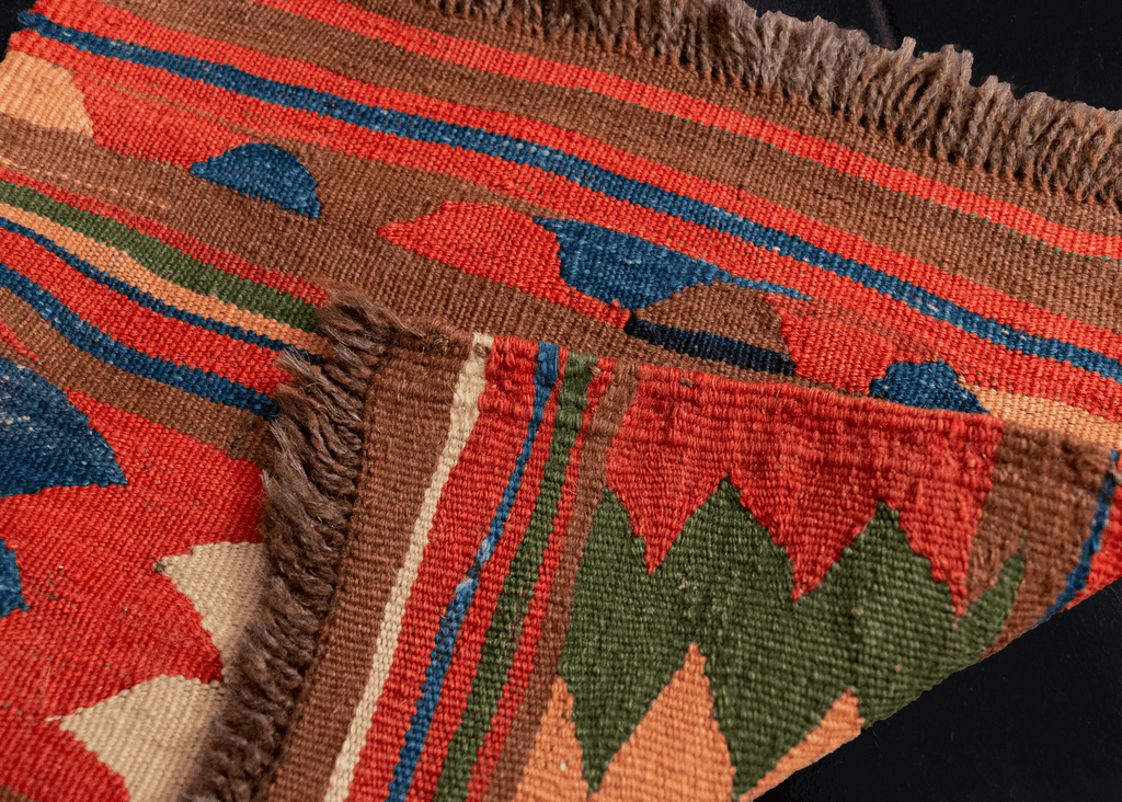 Small Afghan Kilim Rug - 1'1 x 1'5 – HEIRLOOM