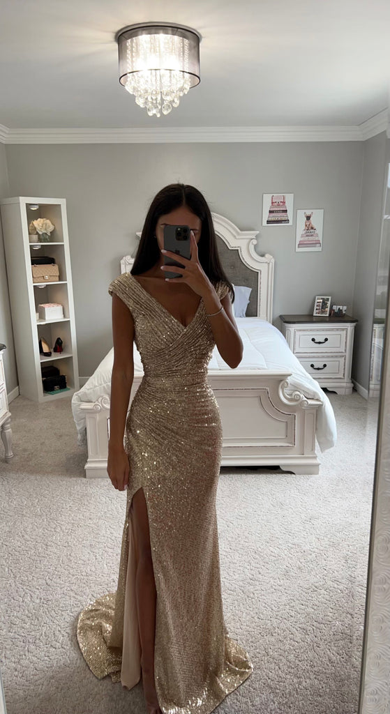 GOLD SEQUIN GOWN – DDMINE