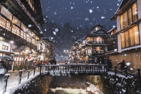 snowing ginzan onsen