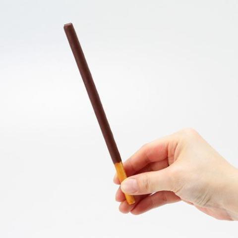 Cnf Glico Giant Pocky Chocolate - 18 giant sticks