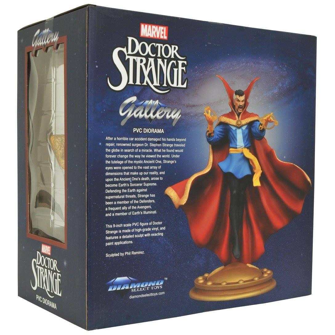 diamond select toys doctor strange