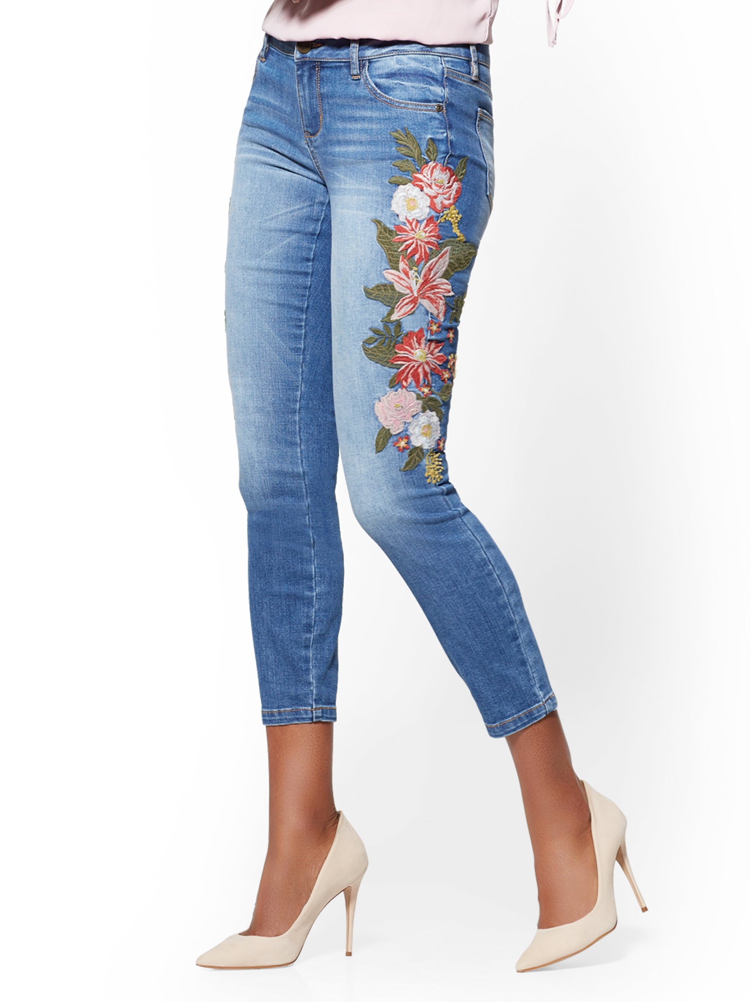 Soho Jeans - Floral-Embroidered Ankle 