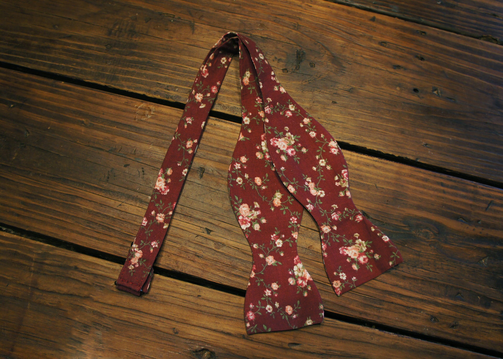 Burgundy Pink Floral Bow Tie