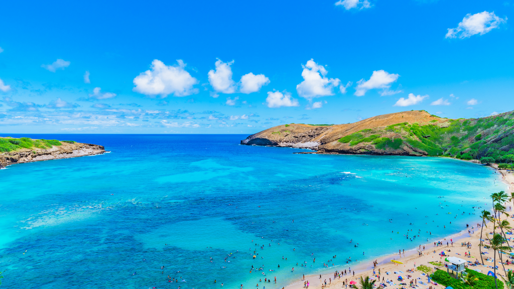 Hanauma Bay, One of the Clearest Water Places for Snorkeling