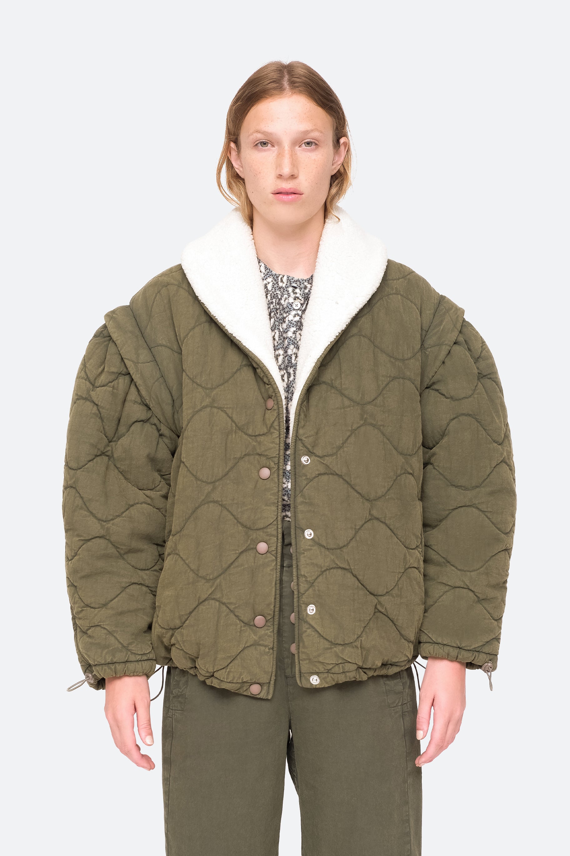 https://cdn.shopify.com/s/files/1/1976/1879/products/AW21-029_army_2_2000x.jpg?v=1626703041