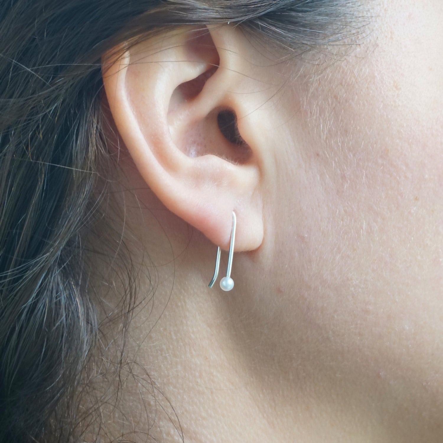 Elegant Hand-Made Pearl Ear Climber Earrings - 0150