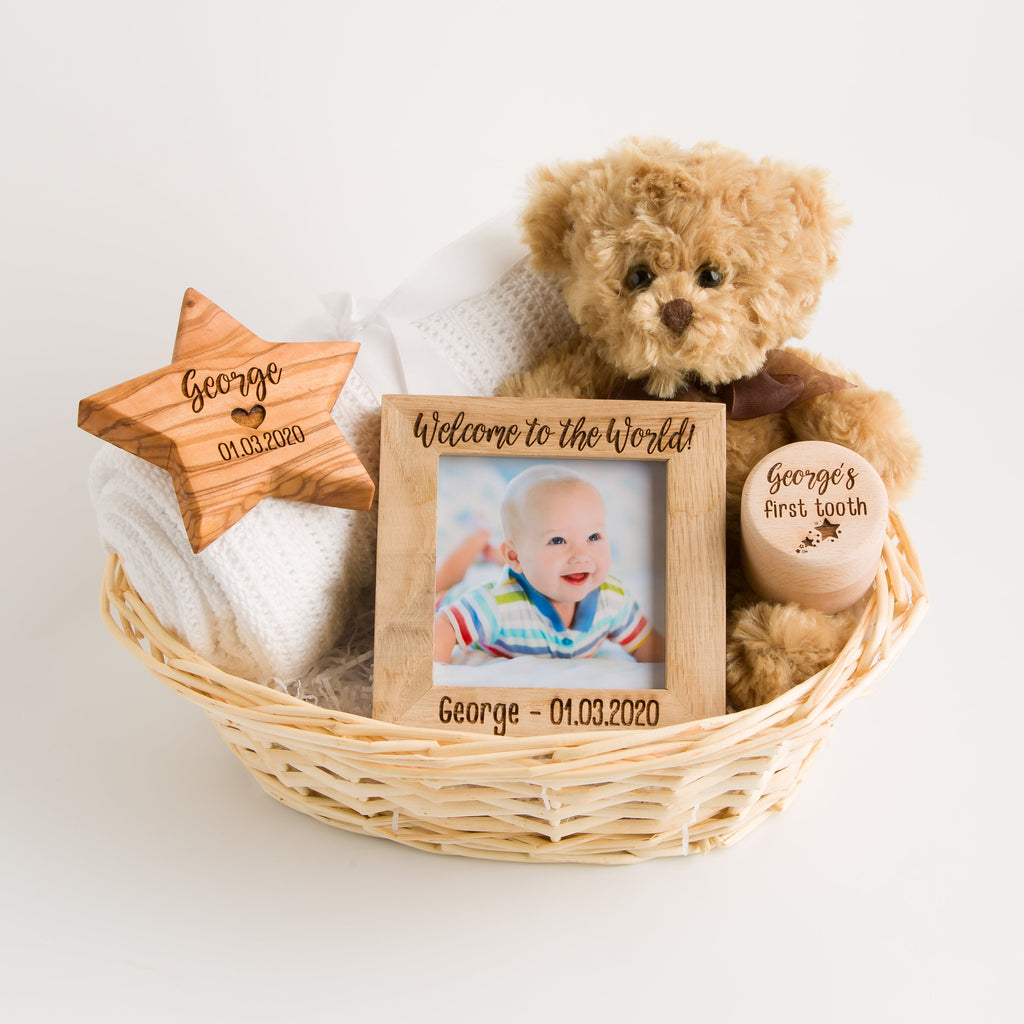 personalised baby gift hampers