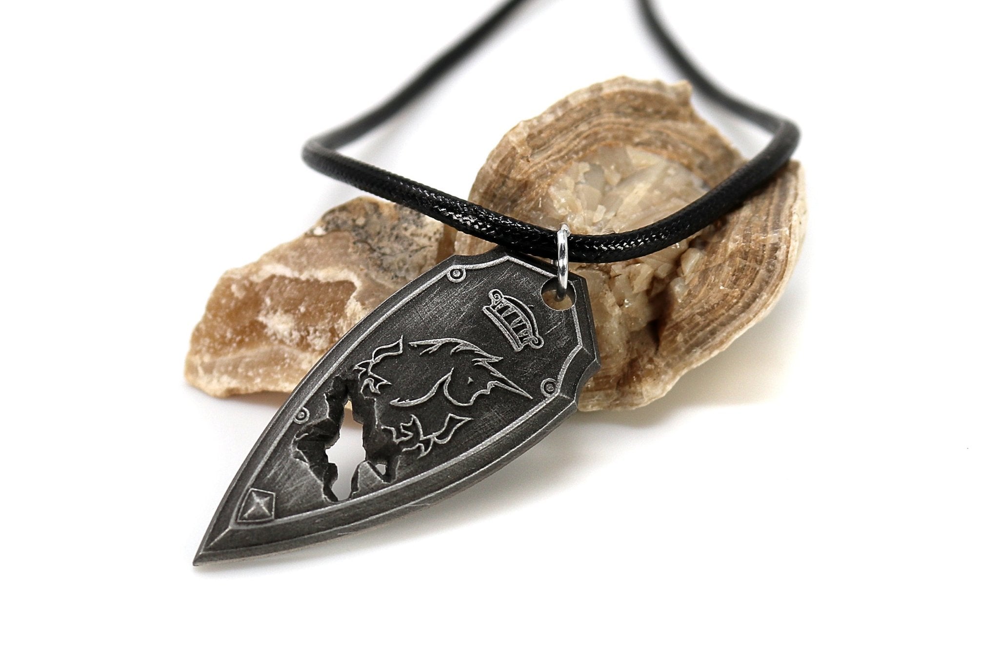 FFXIV Haurchefant Greystone Shield Pendant – LootCaveCo