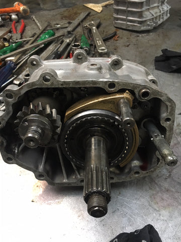 BMW E24 JPS Gearbox