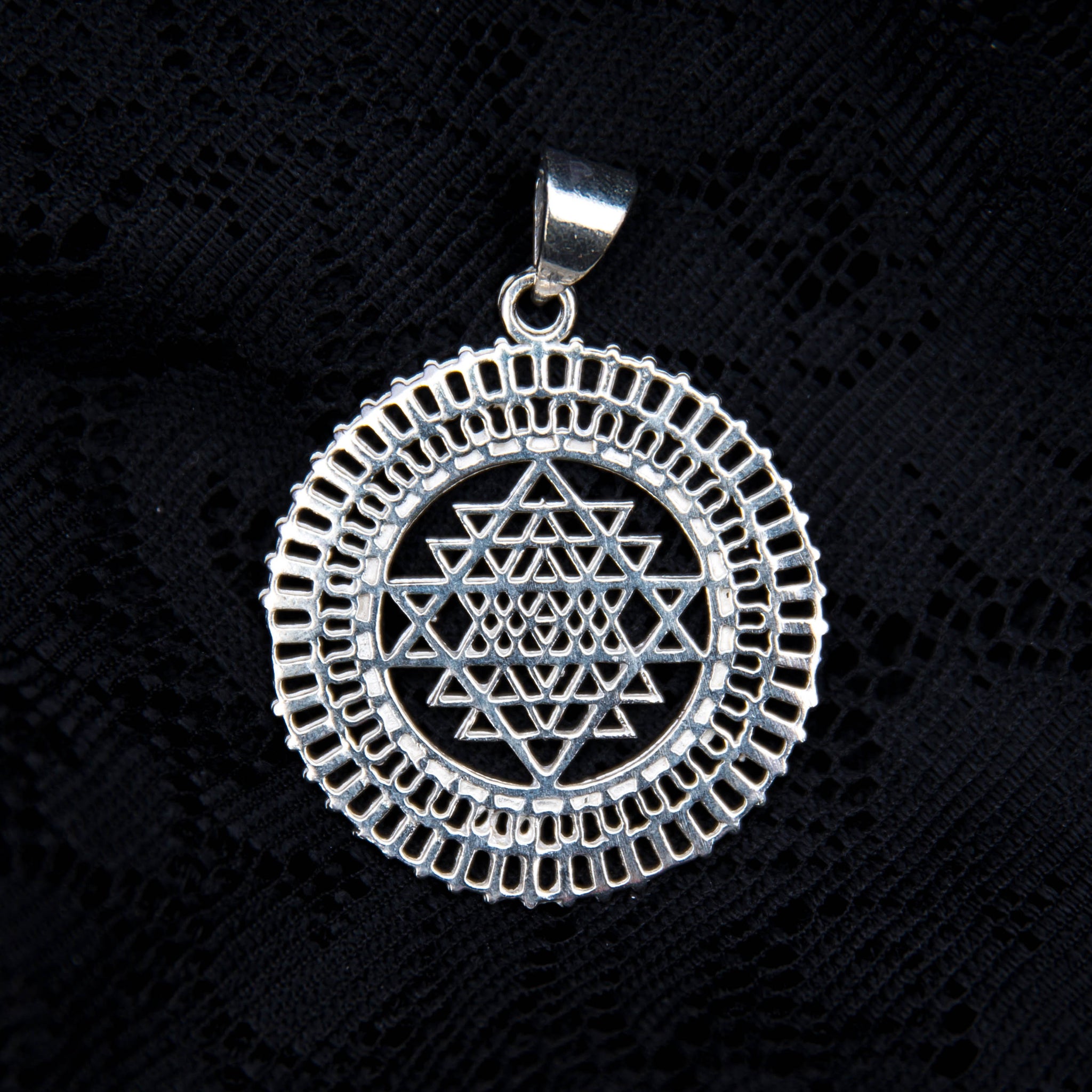 Vintage Sri yantra Mandala Necklace, Sri yantra Pendant, Hindu Sacred  Geometry