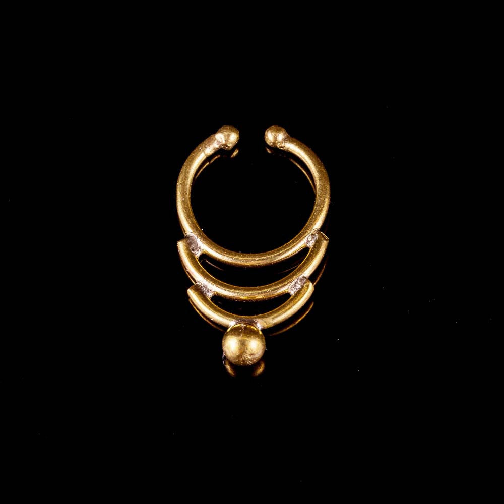 Amazon.com: Faux septum Ring in 14K Gold Filled - No Piercing Needed- septum  cuff, faux septum ring, clip on septum piercing : Handmade Products