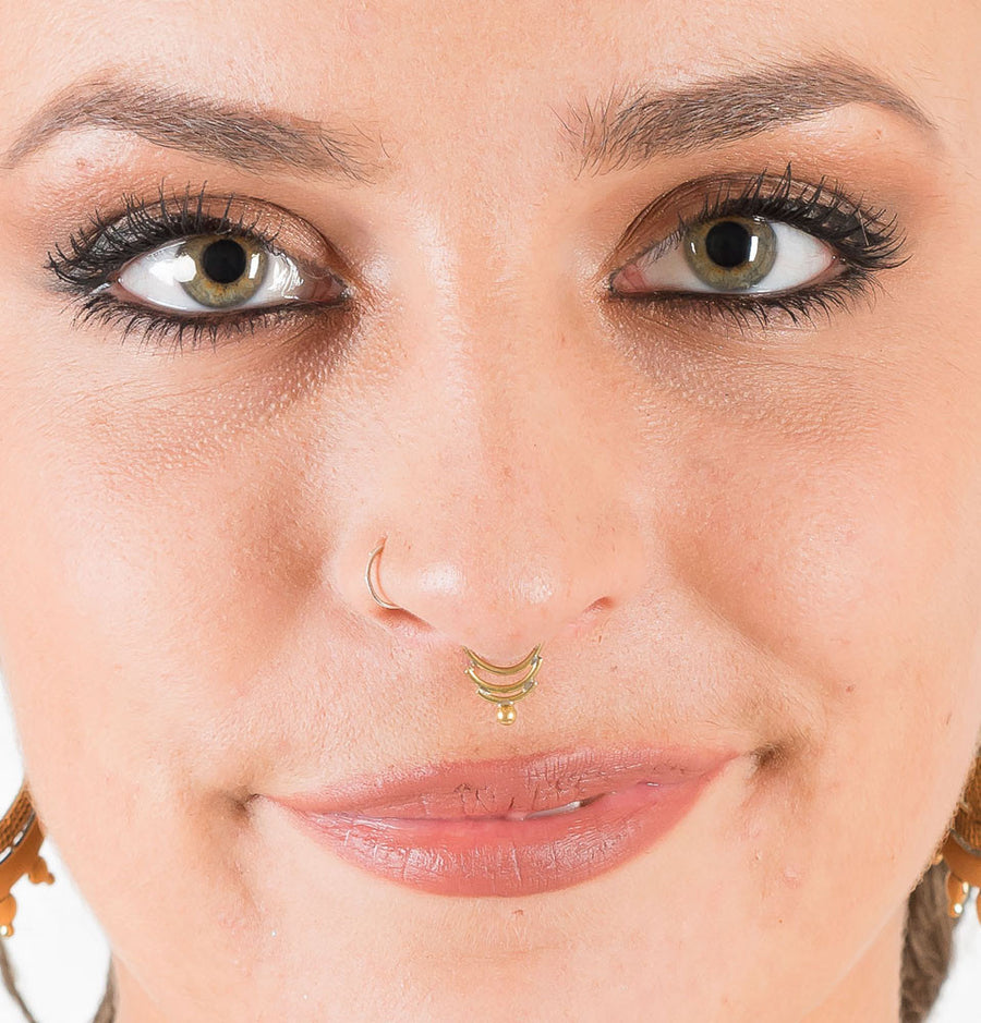 Solid 14k Yellow Gold Septum Ring- Hammered – Clementine & Co. Jewelry