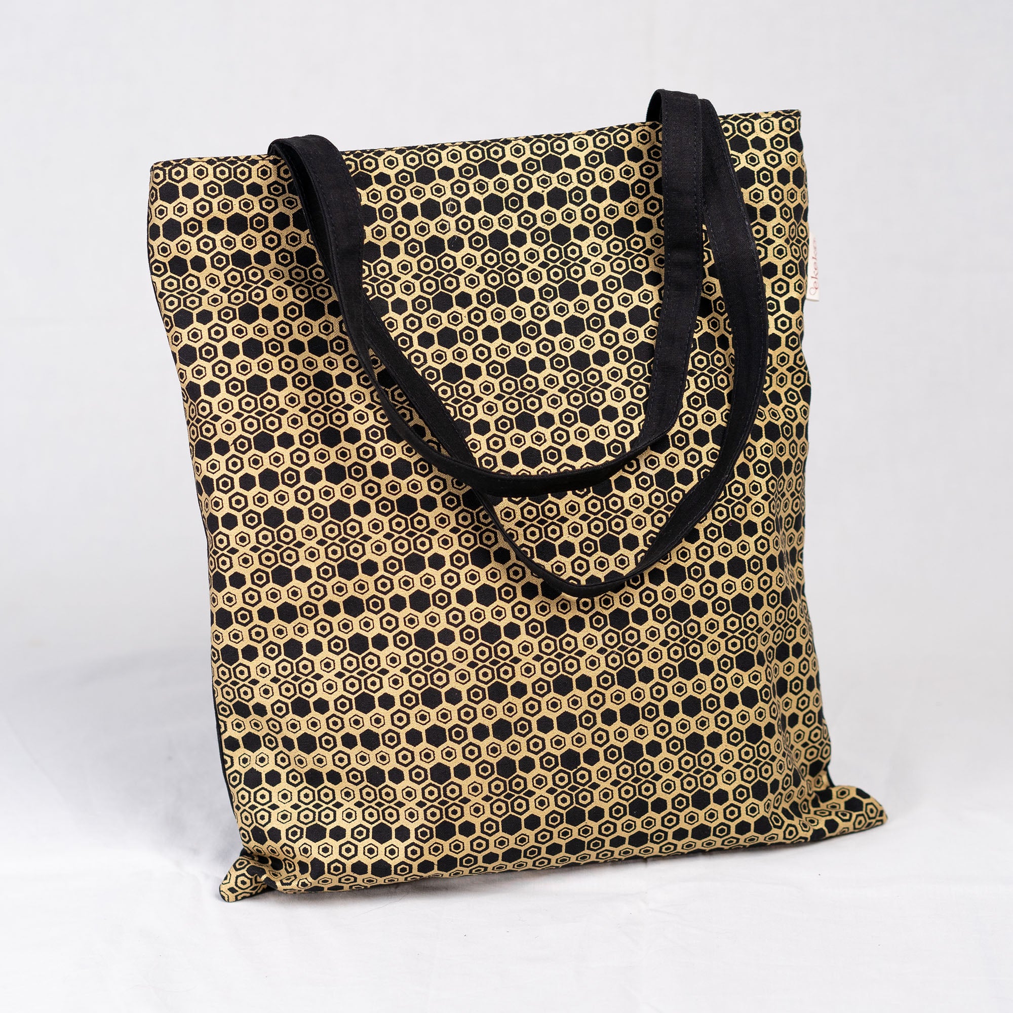 Eco-Friendly Beaded Shoulder Bag - Dark Hexagon