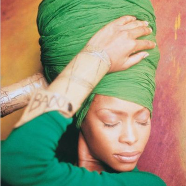 Modest fashion Mall blog post 5 celebrities head wraps turbans head coverings hijabs Erykah Badu