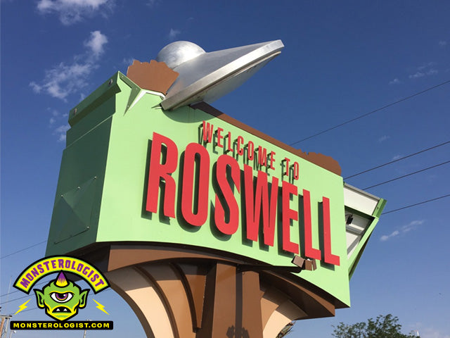 https://cdn.shopify.com/s/files/1/1979/2763/articles/Roswell-UFO-Fest-2018-recap-Roswell-sign_1024x1024.jpg?v=1533242385