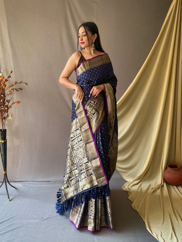 Navy Blue Saree in Pure Kanjeevaram Silk