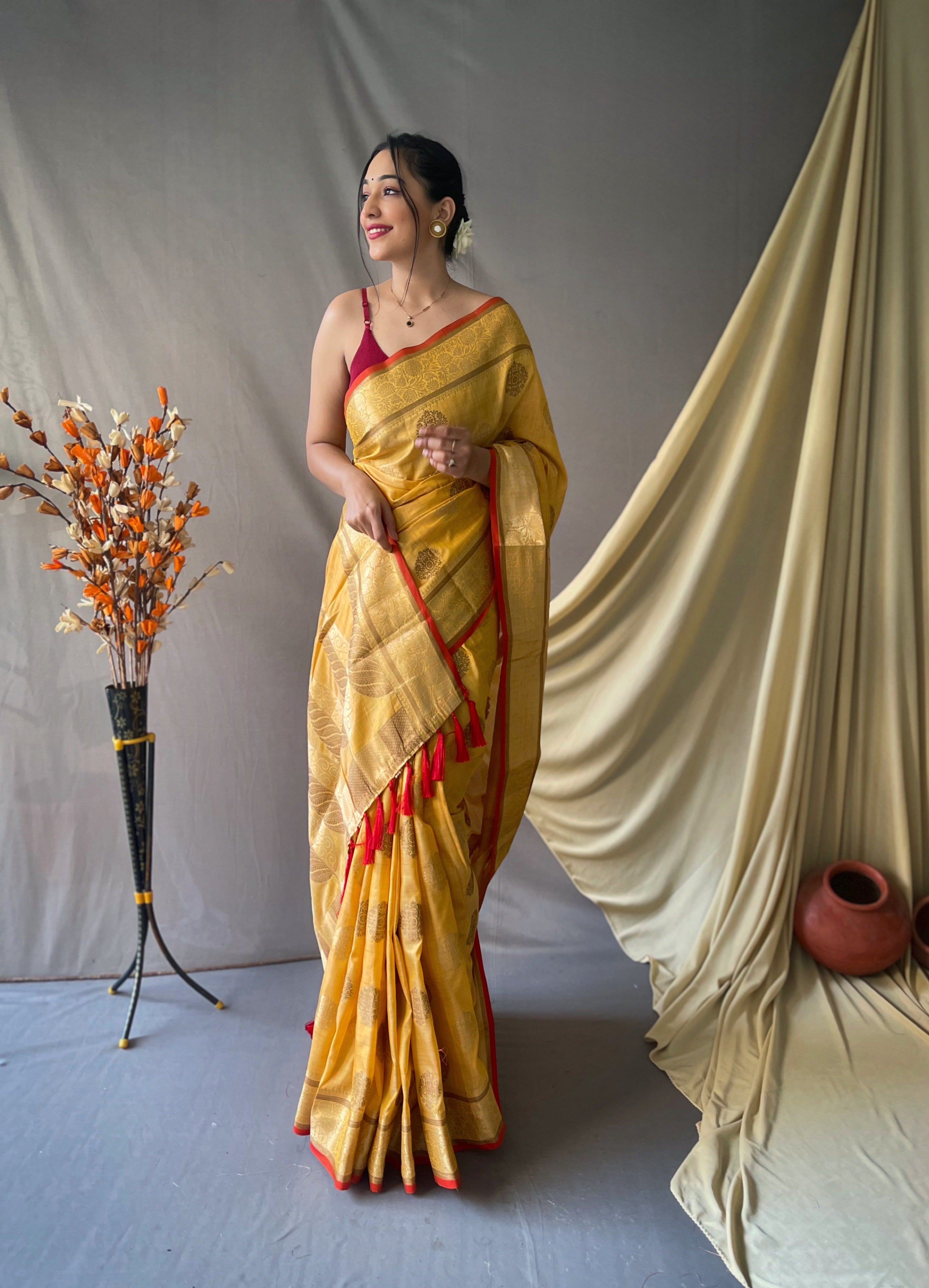 4 Easy Ways to Upgrade Your Cotton Saree Look  For Sarees