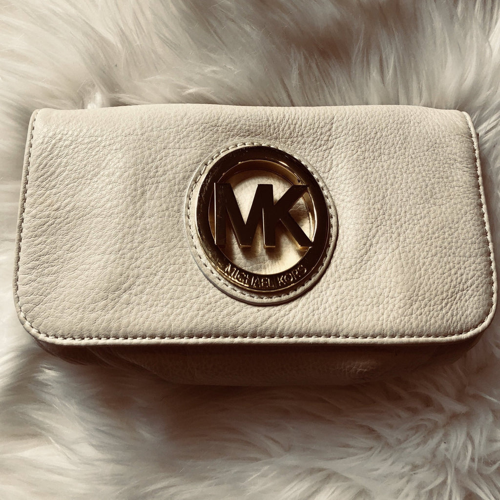 michael kors small clutch purse