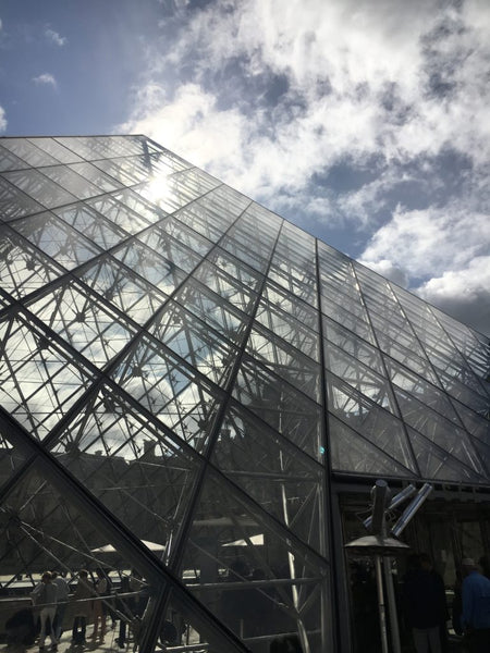 the glass pyramid at the louvre