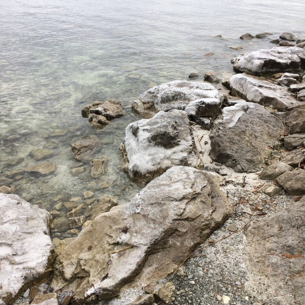 lake ontario in winter