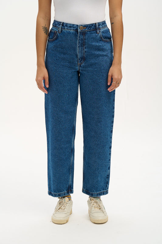 Cole Super Wide Leg Jeans: ORGANIC DENIM - Mid Wash Blue – Lucy & Yak