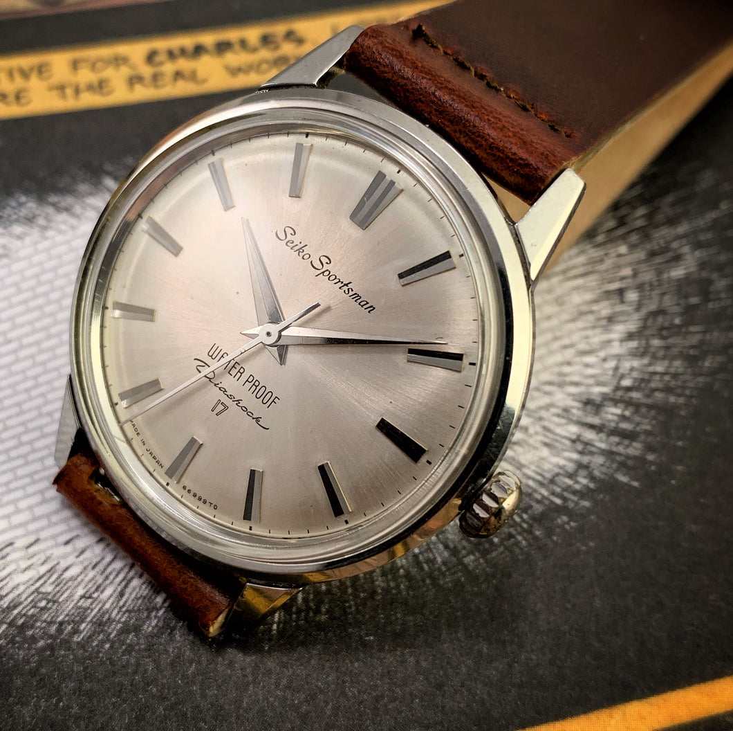 MELLOW~1964 SEIKO SPORTSMAN WATERPROOF 66A MANUAL WINDER – RETROWATCHGUY