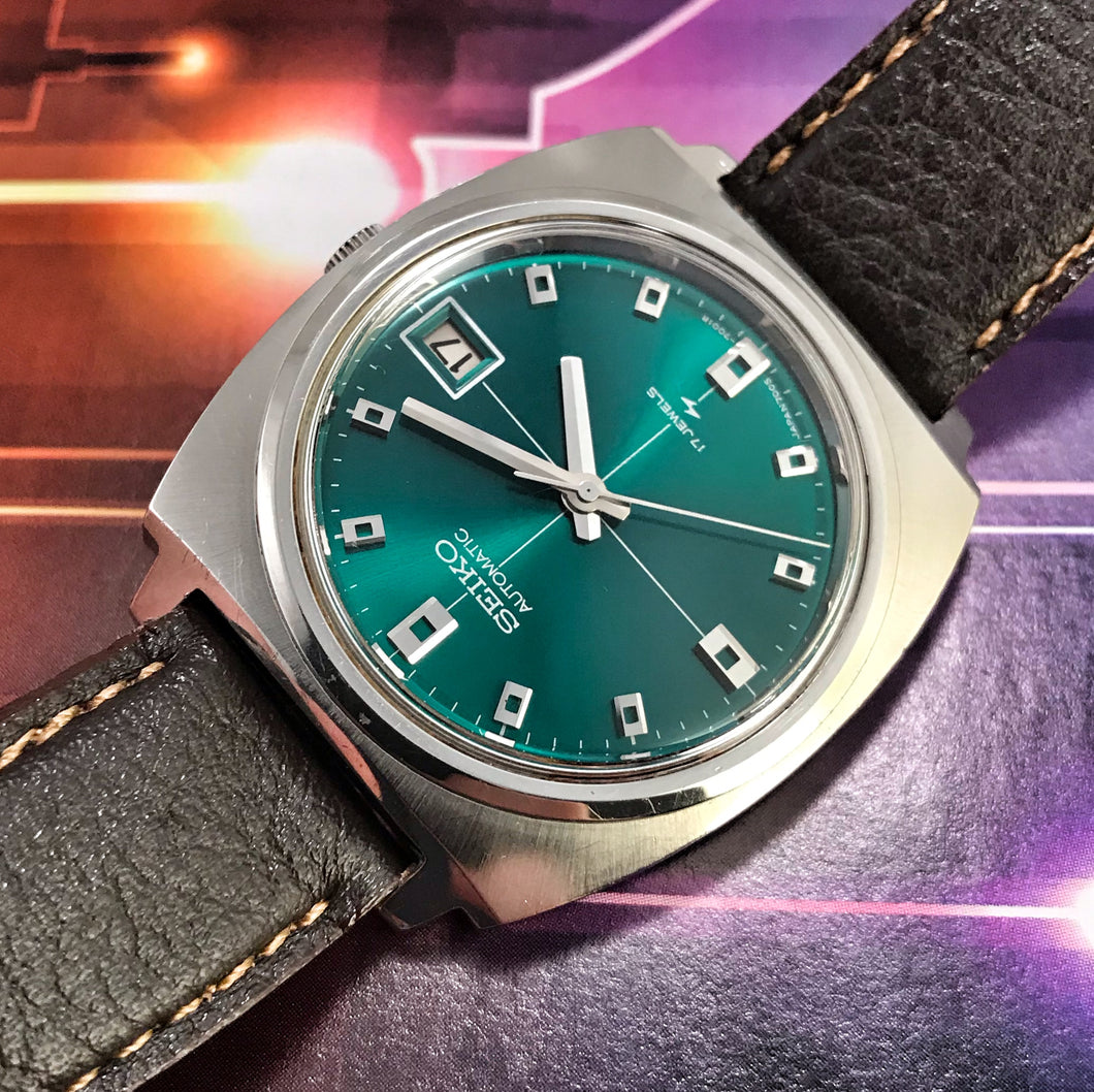 COOL~1972 GREEN DIAL'd SEIKO 7005-7001 AUTOMATIC – RETROWATCHGUY