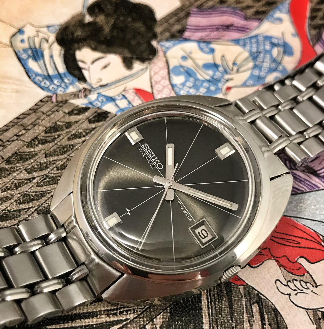 SHARP~1972 SEIKO 7005-8032 AUTOMATIC DATE – RETROWATCHGUY