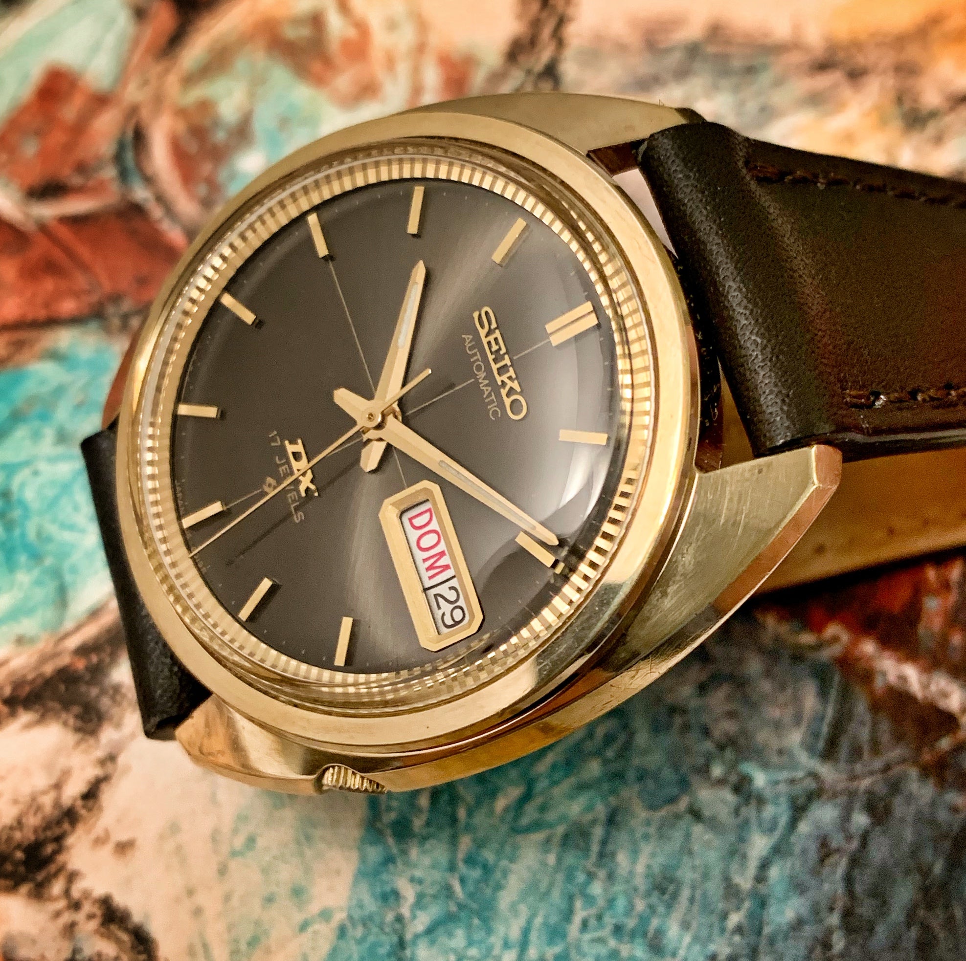 CRISP~NOVEMBER 1970 SEIKO 6106-6007 GOLD DX AUTOMATIC – RETROWATCHGUY