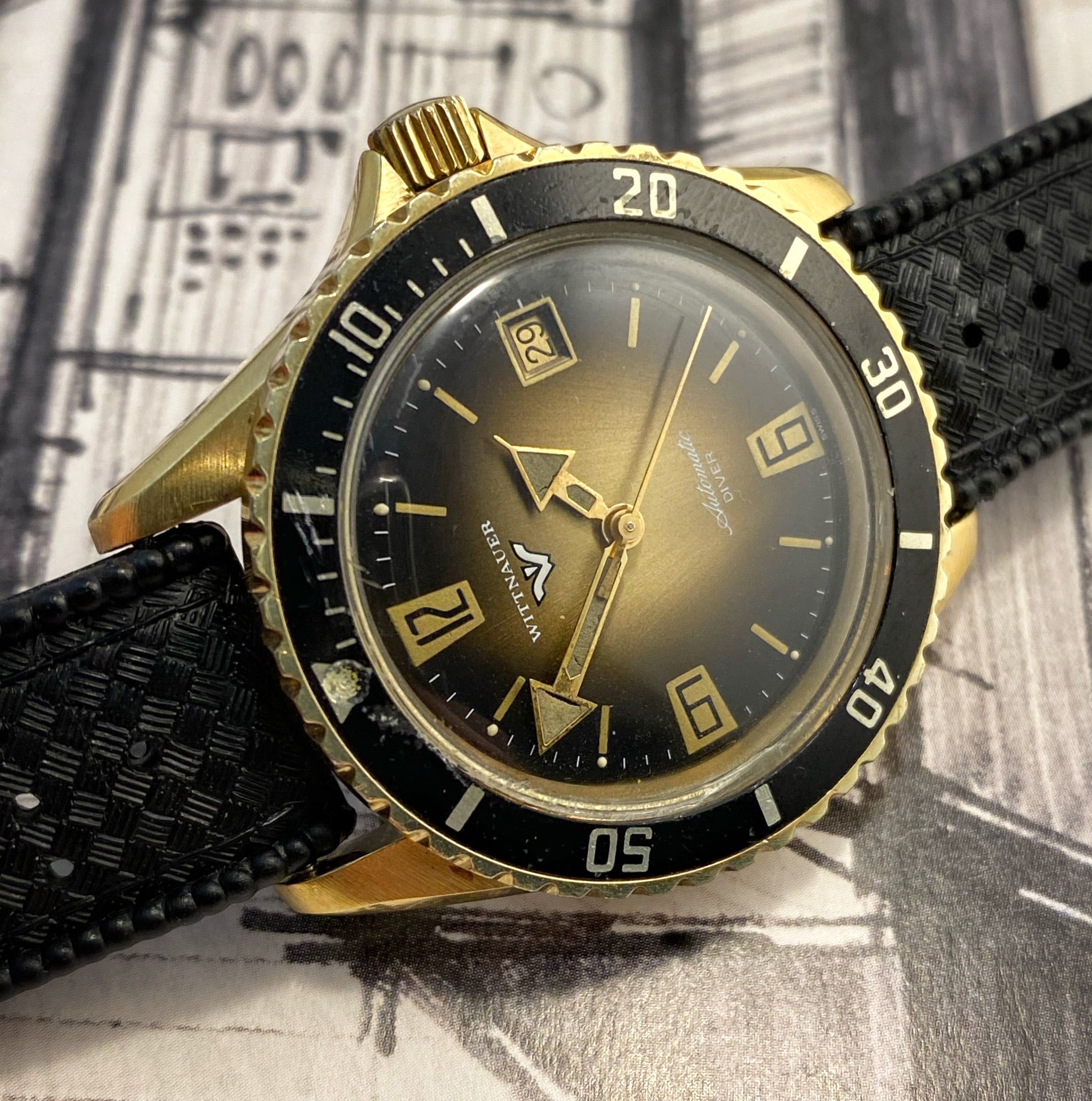 70s Gold Witty Diver – RETROWATCHGUY