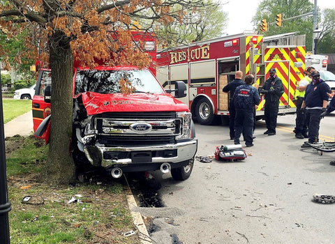 The ambulance suffered great damage to the right front when it hit the tree || Ken de la Bastide The police department is yet to release a further detailed report