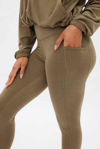 Buy Xcilent Women's Cotton Regular Fit V-Cut Leggings with Elasted