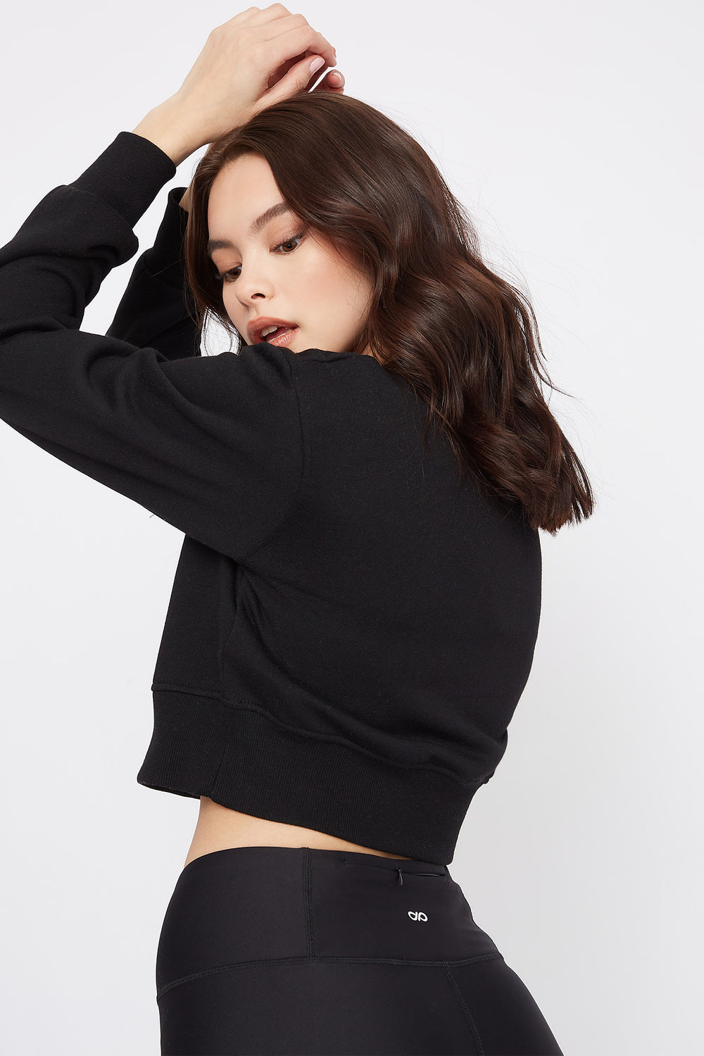 black cropped crew neck sweater