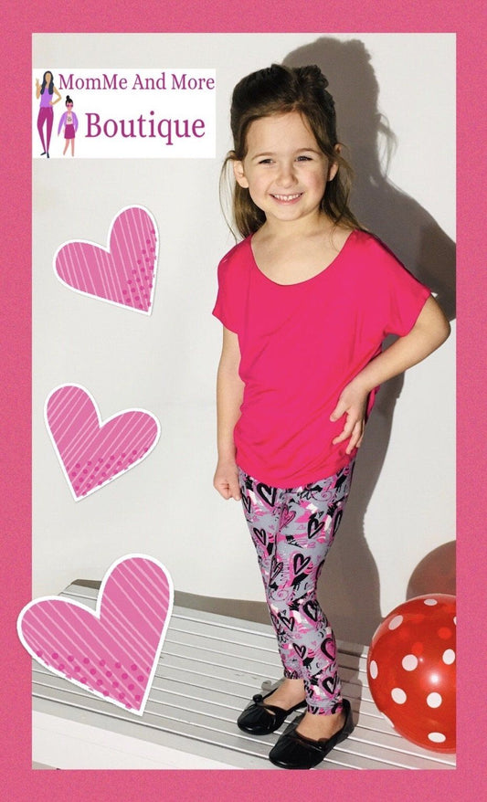 S/M Lularoe Kids Leggings Valentine's Day Amore Hearts on Black NEW Size 2-6