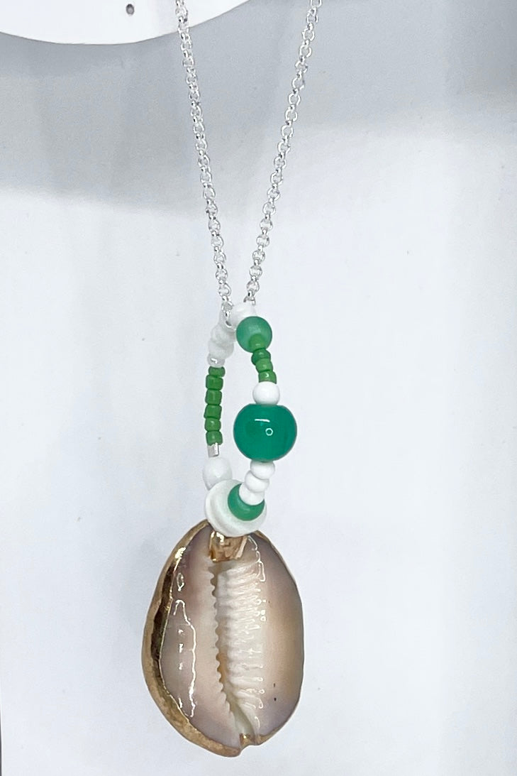 Pendant Cowrie Bohemian Green