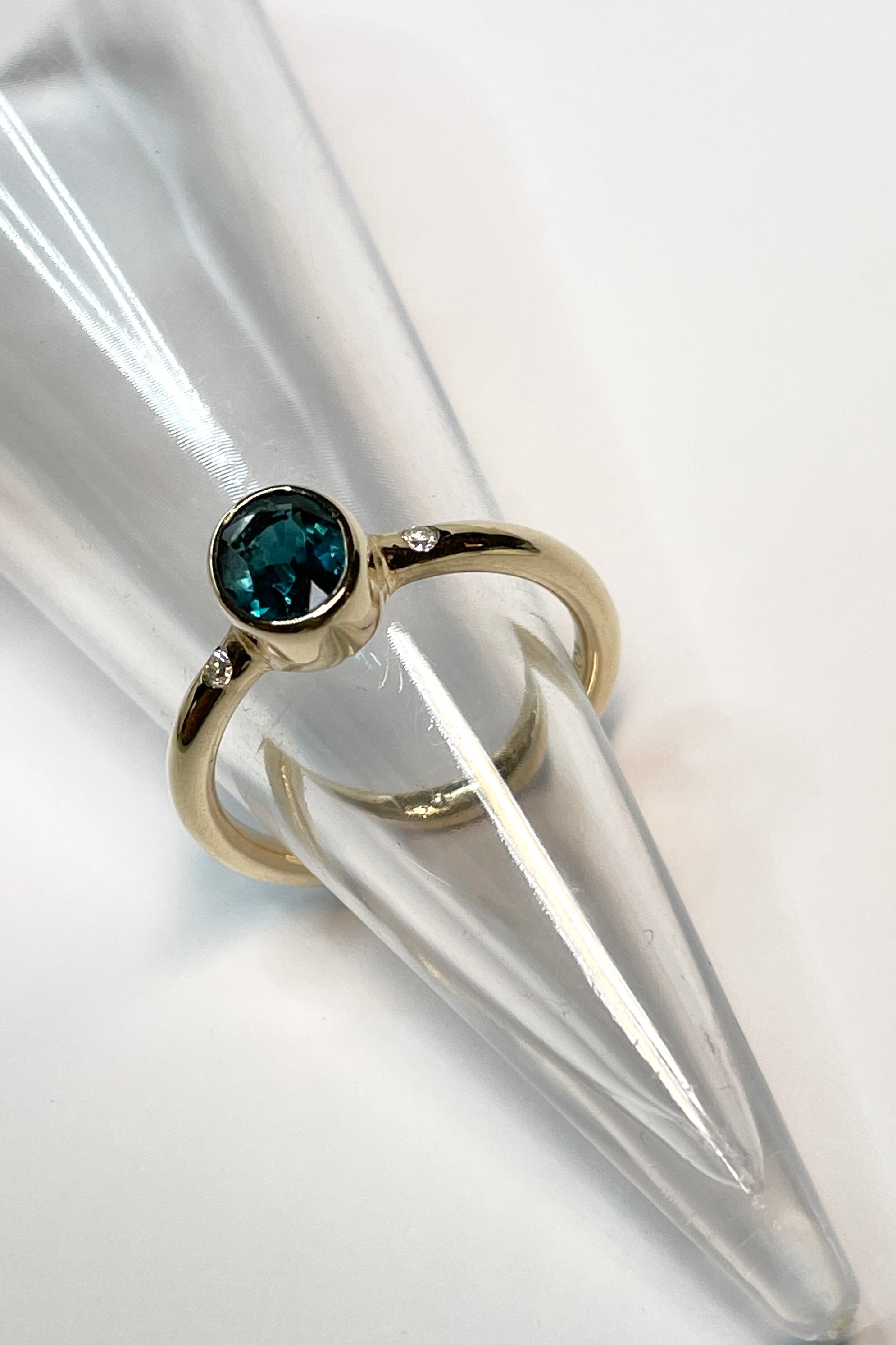 Ring Blue Tourmaline Oval with Diamonds 10k Gold